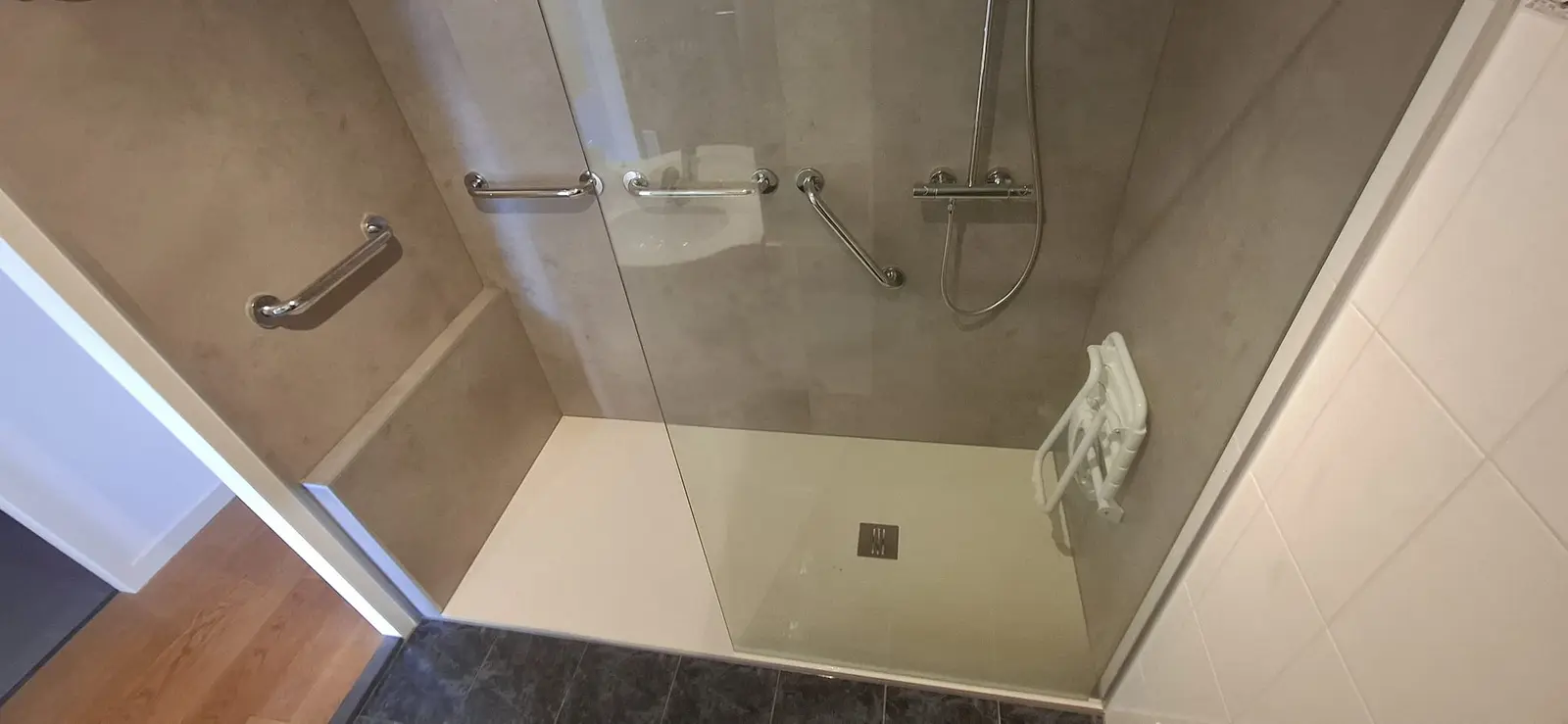 Na: Drempelloos — 2025-08-16