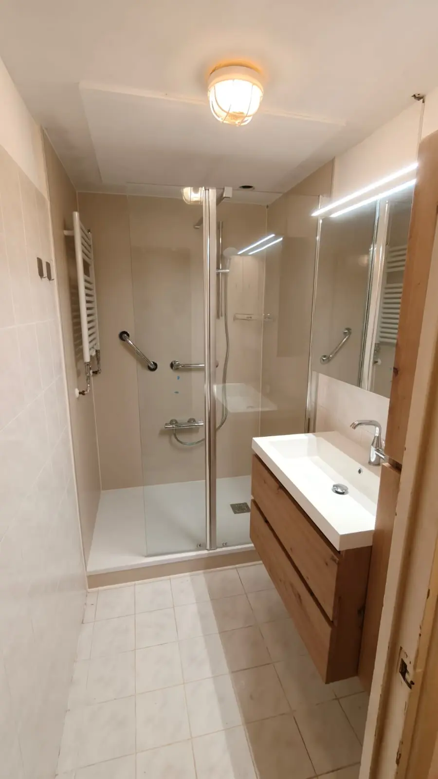 Wandbeugels — 2025-10-10